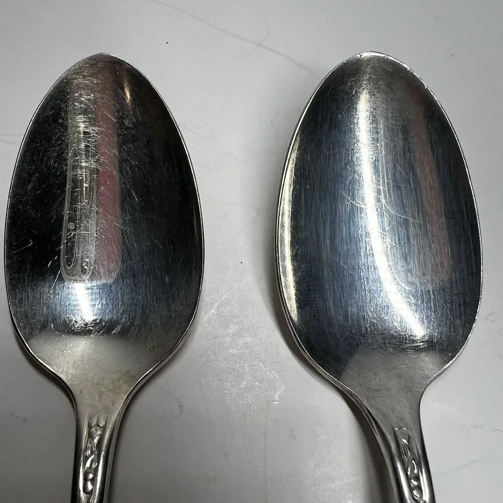 Vintage Wm Rogers Mfg Co PRISCILLA LADY ANN Fruit Silverplate Teaspoons Set of 4